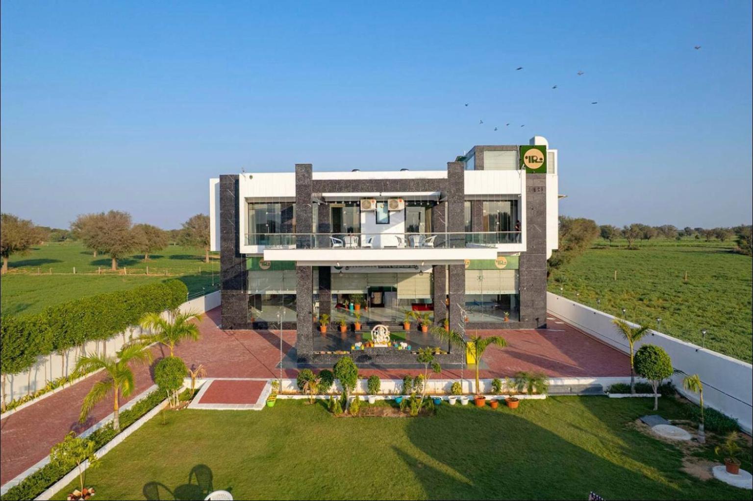 Iris Heaven'Z By Radha Rani Resort Jaipur Exterior foto